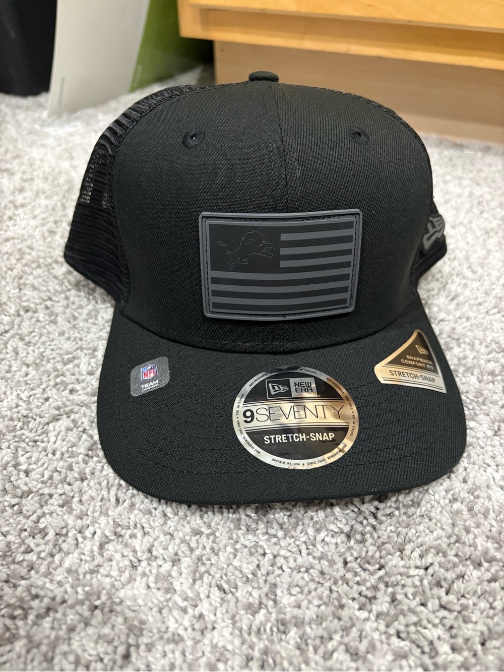 New Era Black 9SEVENTY Stretch-Snap Trucker Hat Detroit Lions